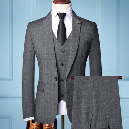 Classic Gray Three-Piece Suit for Timeless Elegance