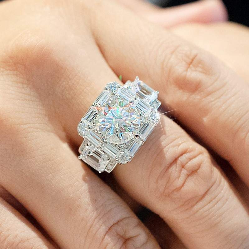 Luxury Big Diamond Ring