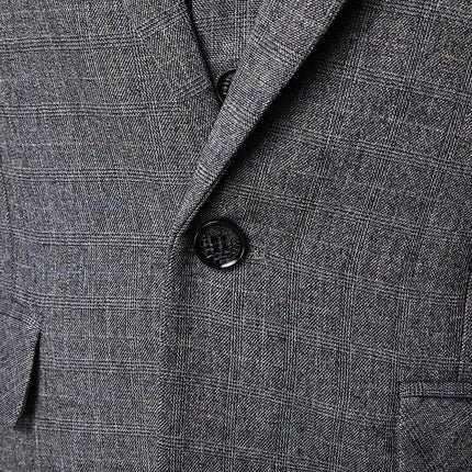 Classic Gray Three-Piece Suit for Timeless Elegance